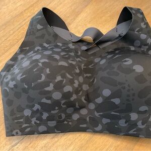 Lululemon Enlite Bra 34DD